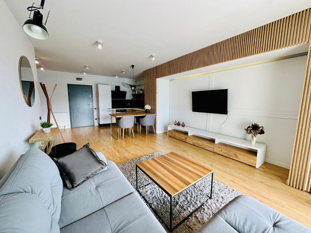 Kharisma Apartment-Free Parking-Ultracentral Cluj-Napoca Ngoại thất bức ảnh