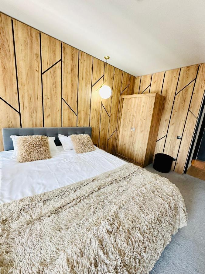 Kharisma Apartment-Free Parking-Ultracentral Cluj-Napoca Ngoại thất bức ảnh
